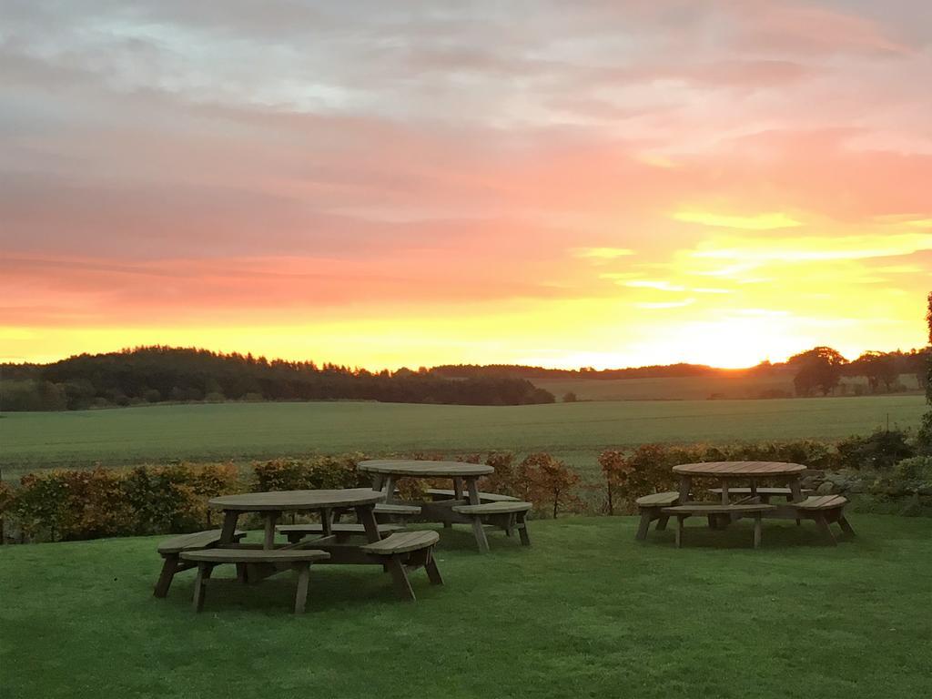 Allanton Inn Buitenkant foto